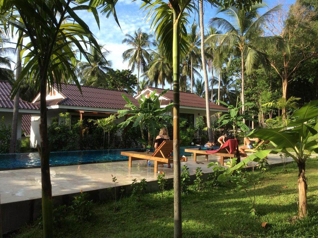 Baan Nai Suan Hotel Bophut Exterior photo